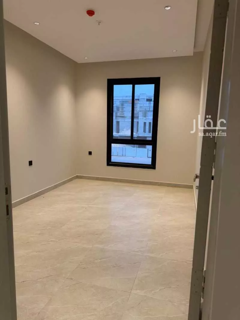عمارة 1000 م² في القادسية 16
