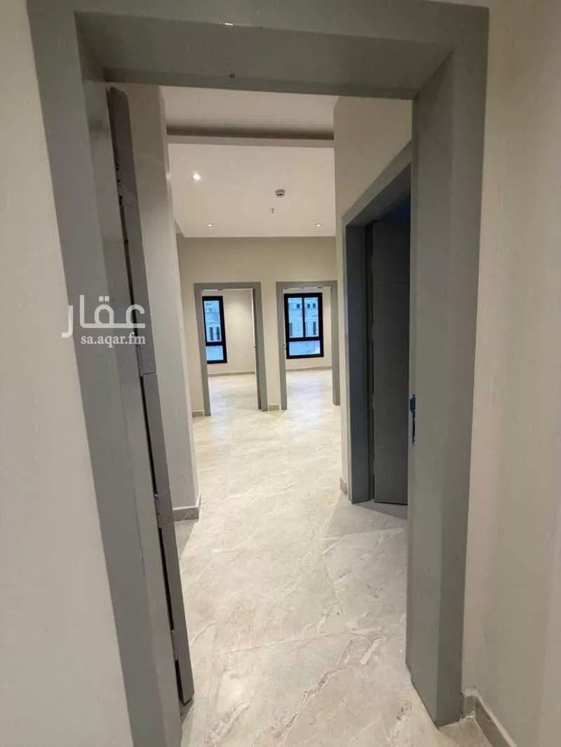 عمارة 1000 م² في القادسية 10