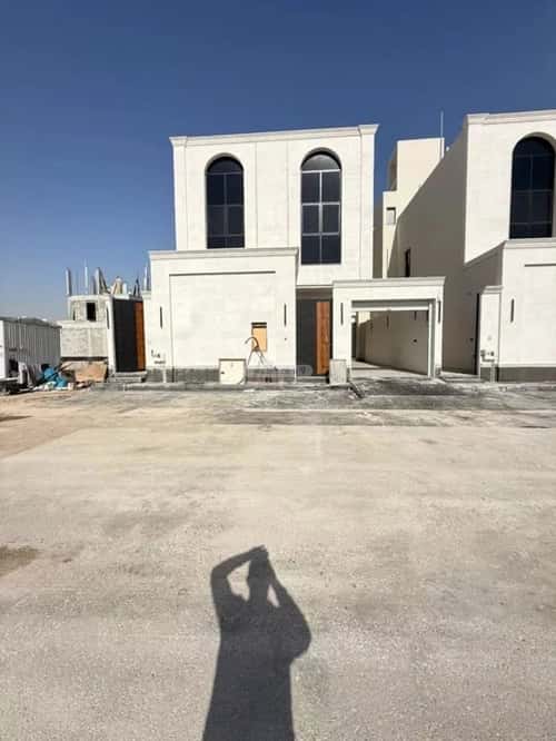 7 bedroom villa in Al Rimal 12