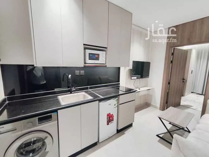 80 bedroom apartment in Al Olaya 9