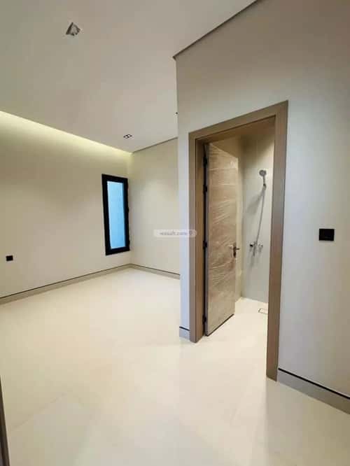5 bedroom villa in Al Maizilah 3
