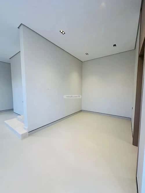 5 bedroom villa in Al Maizilah 7