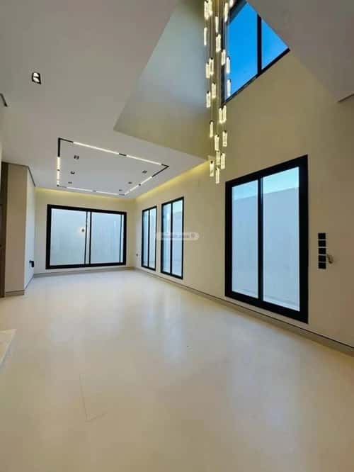 5 bedroom villa in Al Maizilah 15