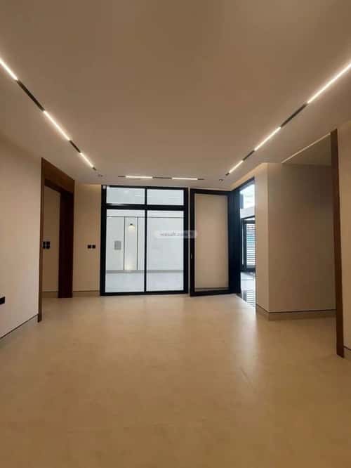 6 bedroom villa in Al Mahdiyyah 3