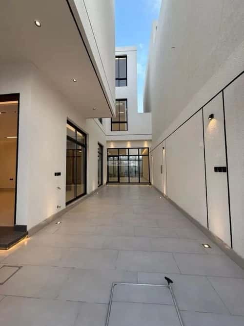 6 bedroom villa in Al Mahdiyyah 2
