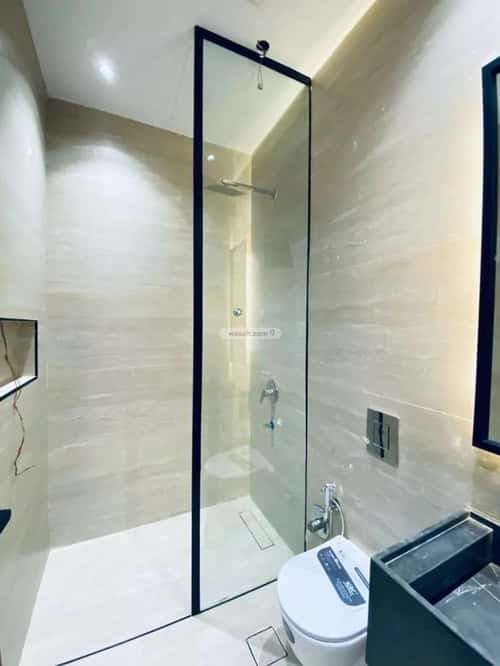 6 bedroom villa in Al Mahdiyyah 3