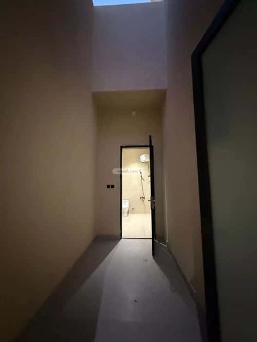 6 bedroom villa in Al Mahdiyyah 2