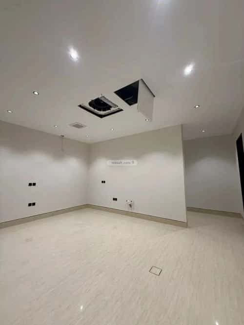 6 bedroom villa in Al Mahdiyyah 3