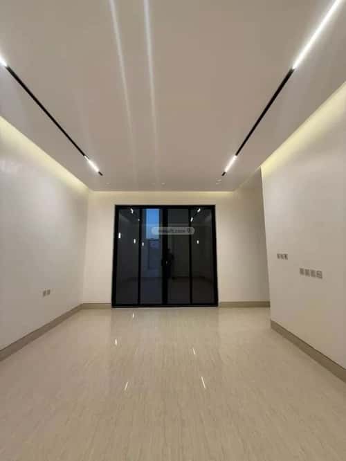 6 bedroom villa in Al Mahdiyyah 4