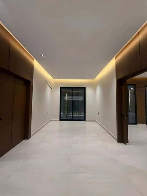 6 bedroom villa in Al Mahdiyyah 3