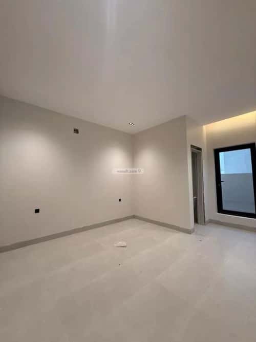 6 bedroom villa in Al Mahdiyyah 3