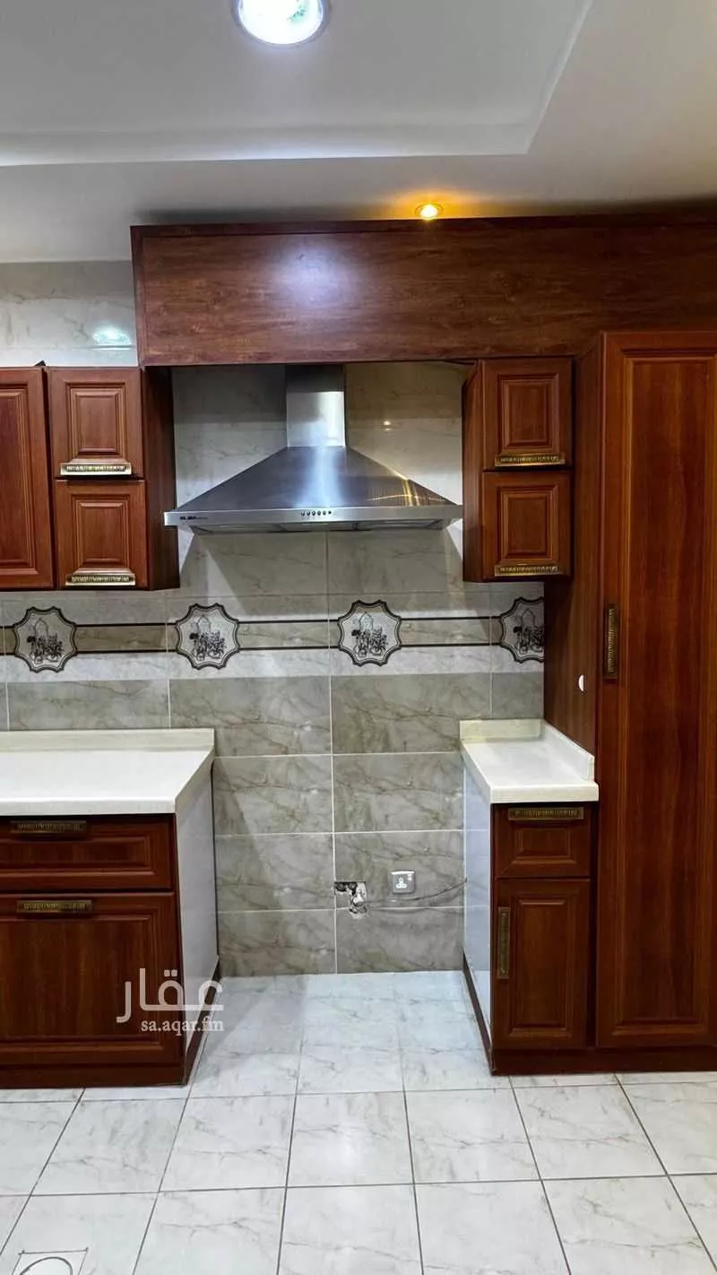 3 bedroom apartment in Al Mughrizat 4
