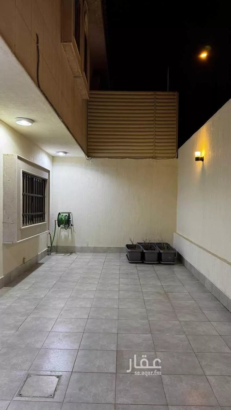 3 bedroom apartment in Al Mughrizat 6