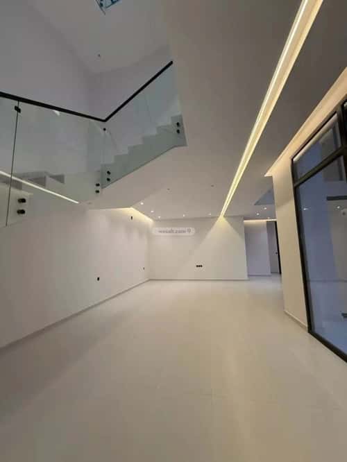 6 bedroom villa in Al Mahdiyyah 3
