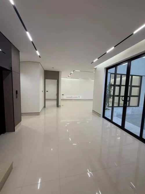 6 bedroom villa in Al Mahdiyyah 11