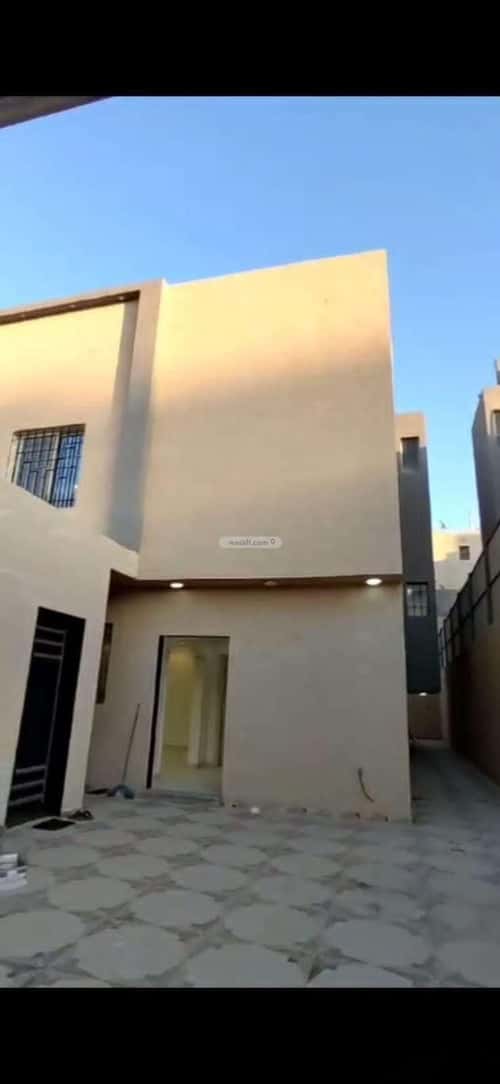 فيلا 5 غرف في عكاظ 12