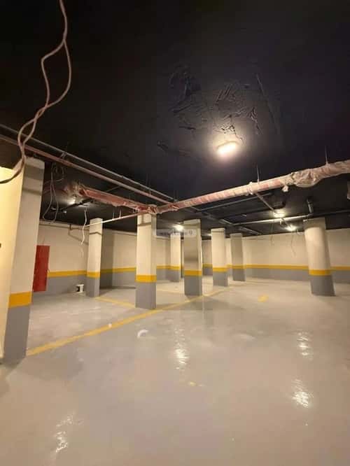 5 bedroom apartment in Tuwaiq 3