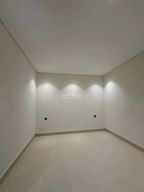 5 bedroom apartment in Tuwaiq 2