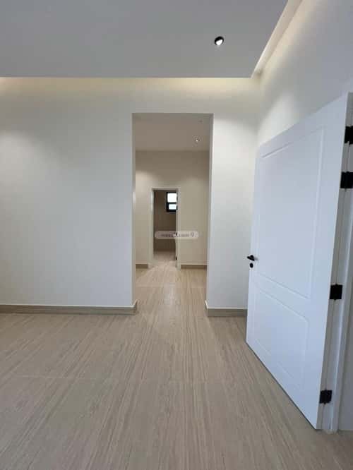 5 bedroom villa in Al Mahdiyyah 9