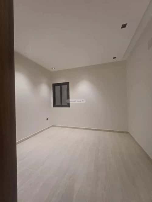 3 bedroom floor in Al Hazm 8