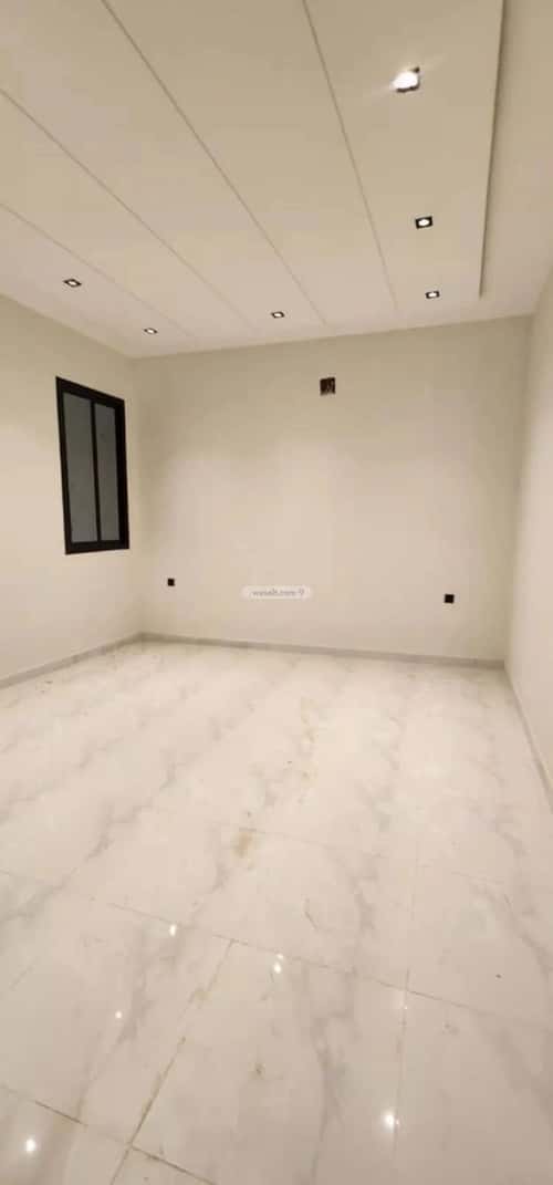 3 bedroom floor in Tuwaiq 2
