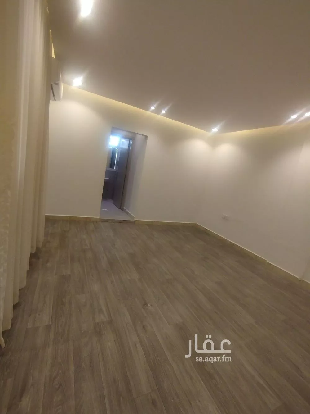 شقة 1 غرف في الملقا 6