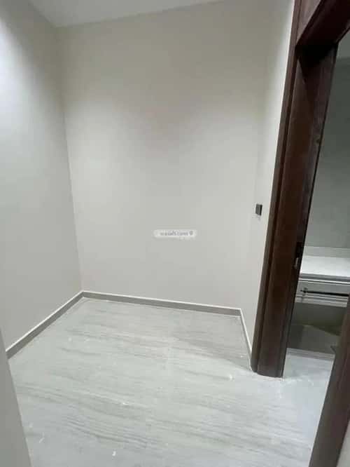 شقة 3 غرف في الرمال 5