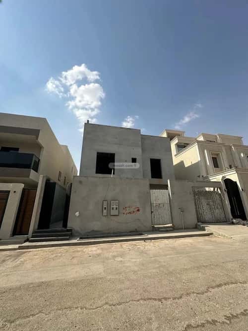 7 bedroom villa in Al Aridh 9