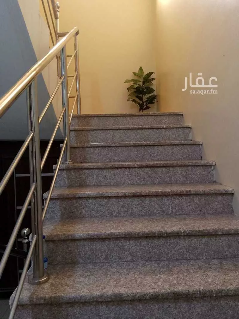 فيلا 8 غرف في الدفاع 6
