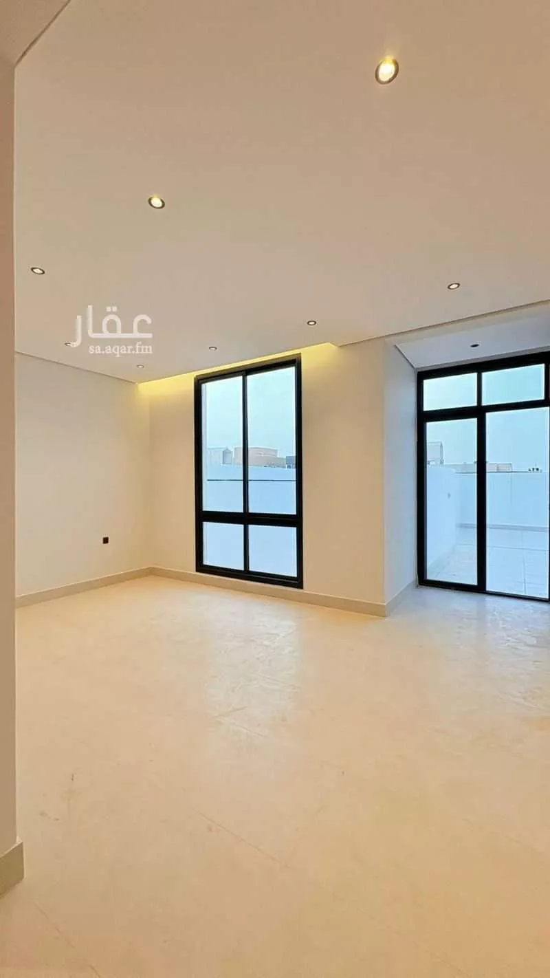 5 bedroom villa in Al Mahdiyyah 18