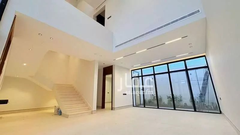 5 bedroom villa in Al Mahdiyyah 6