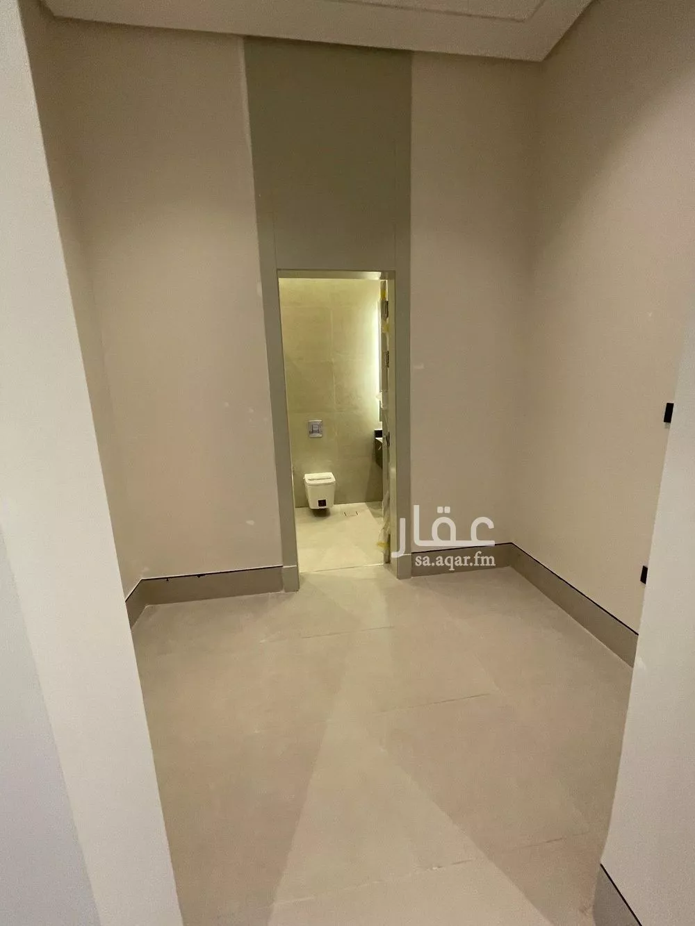 فيلا 5 غرف في النرجس 12