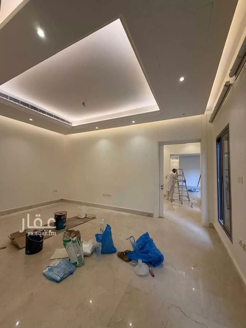 فيلا 5 غرف في الملقا 5