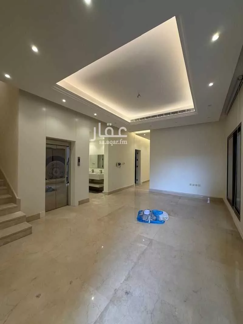 فيلا 5 غرف في الملقا 6