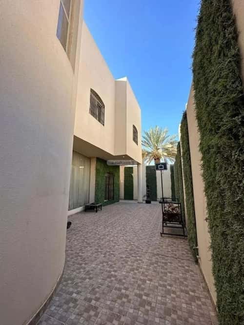 8 bedroom villa in Hittin 5