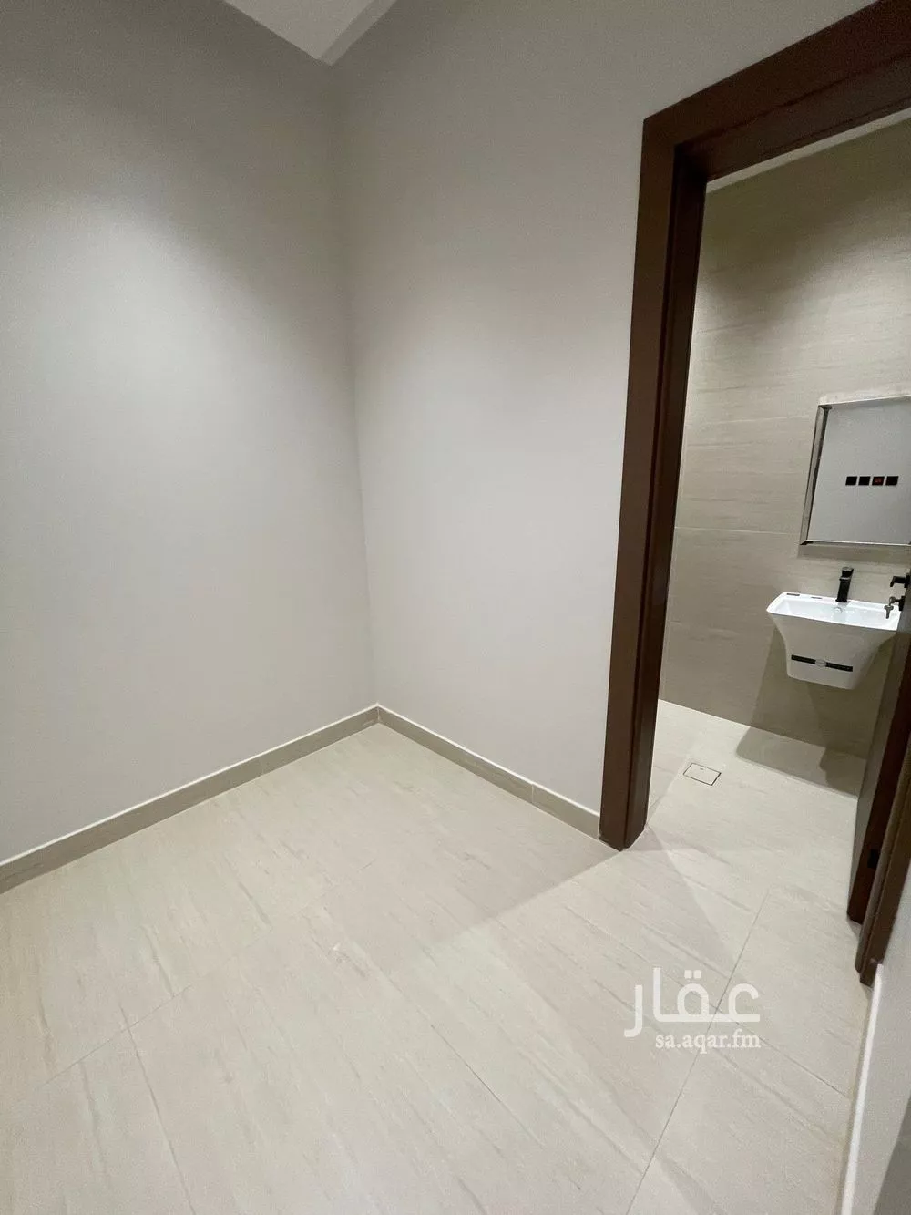 3 bedroom floor in Al Nahda 10
