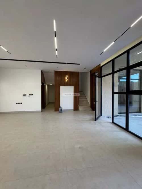 4 bedroom villa in Al Narjis 9