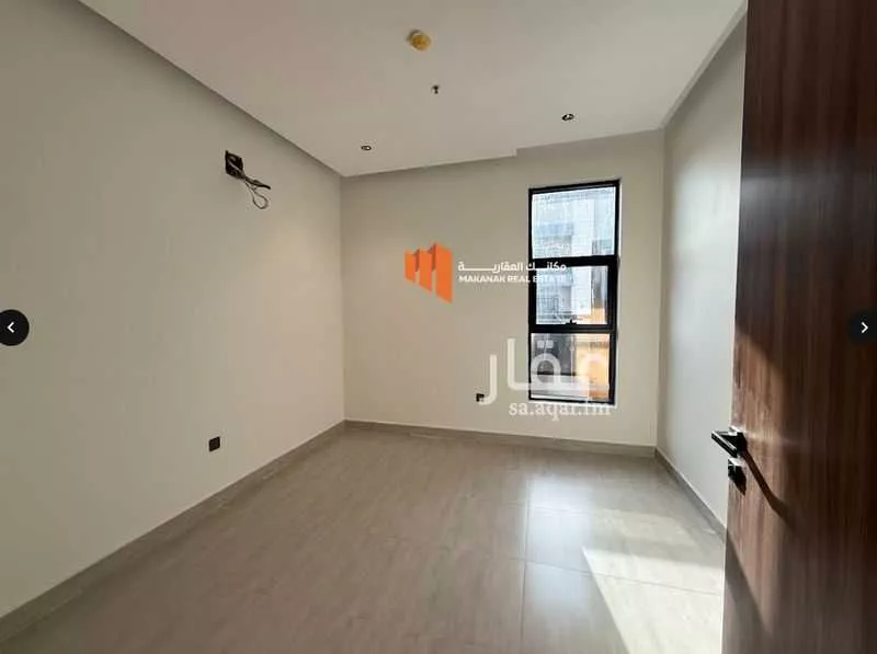 شقة 3 غرف في الحمرا 12
