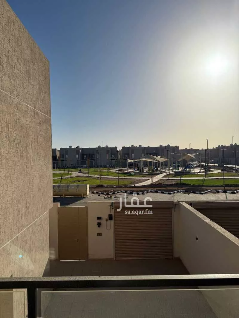 5 bedroom villa in Al Falah 12