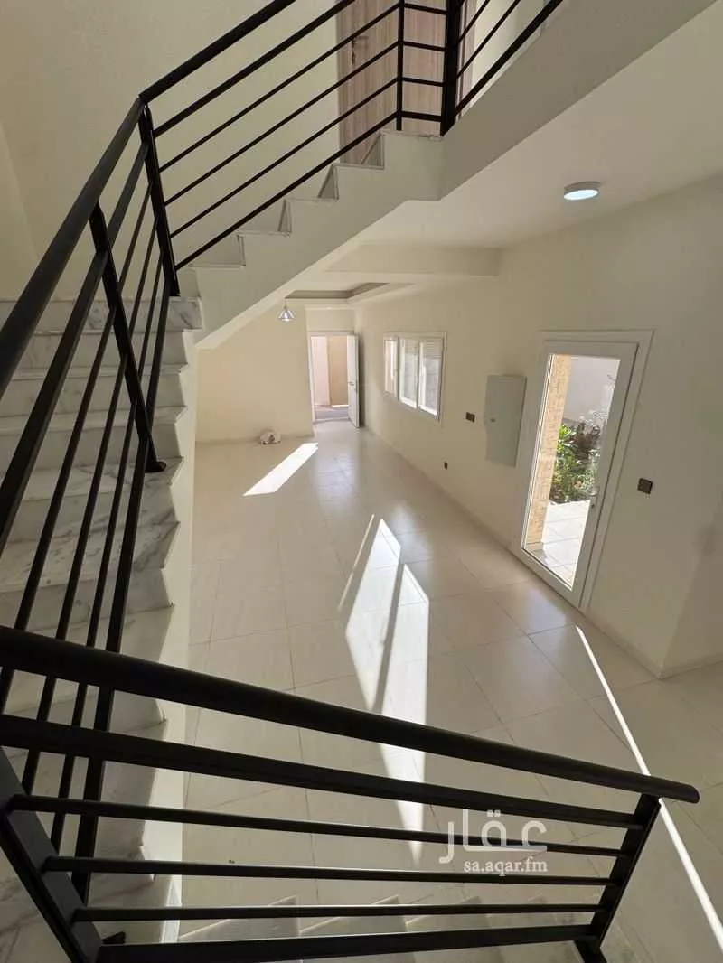 5 bedroom villa in Al Falah 15