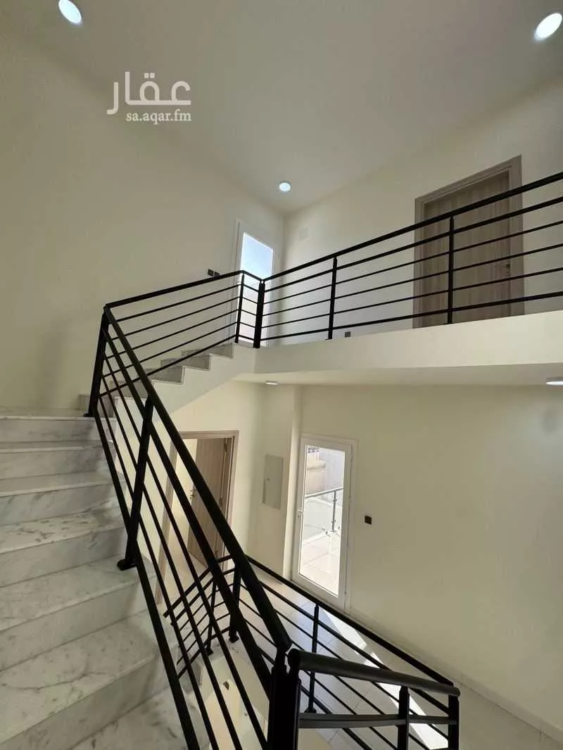 5 bedroom villa in Al Falah 7