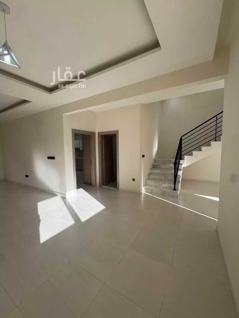 5 bedroom villa in Al Falah 10