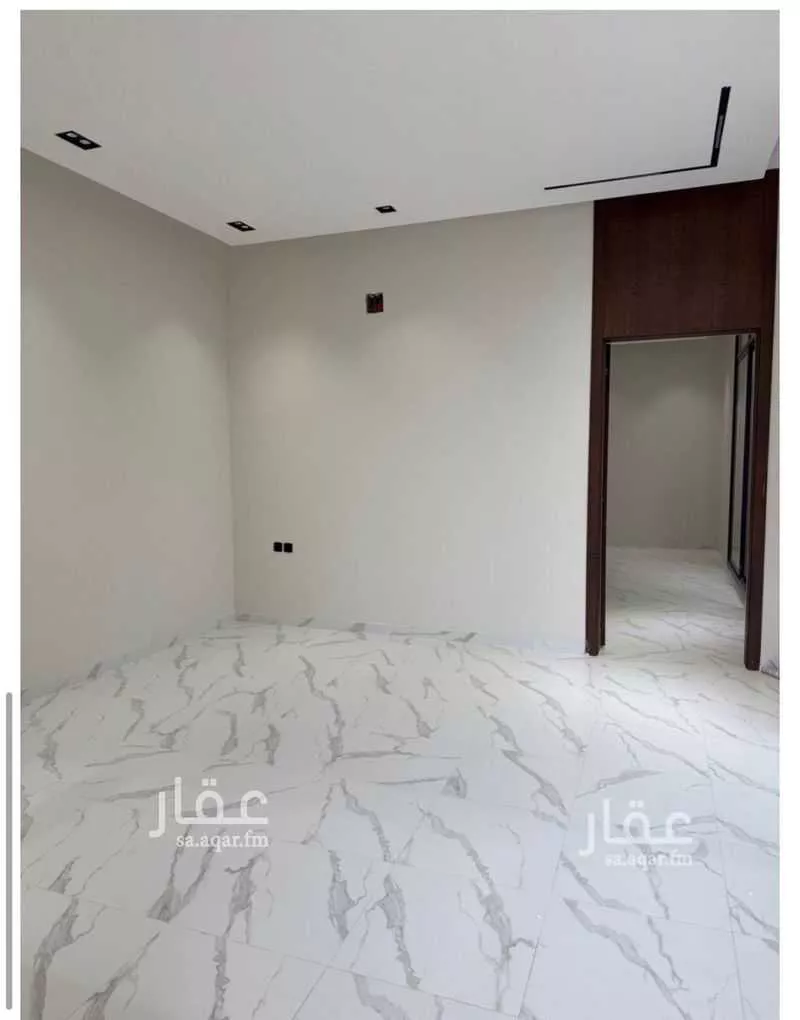 5 bedroom floor in Al Khaleej 6