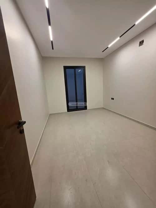 5 bedroom villa in Al Awali 6