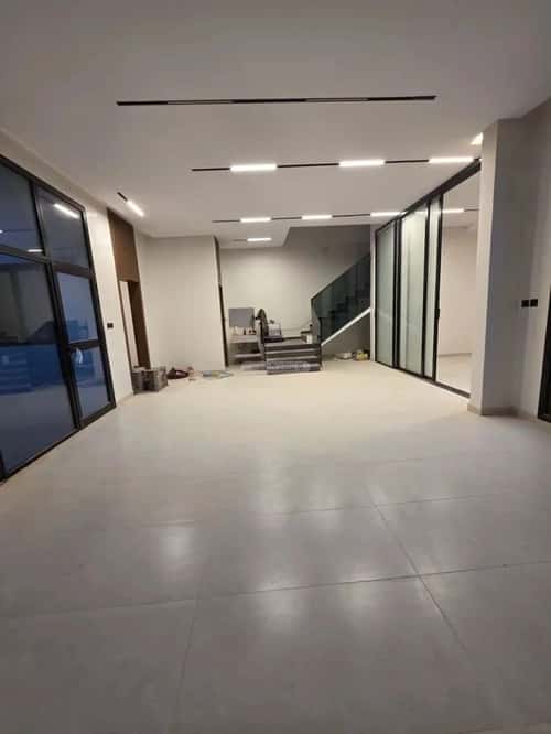 5 bedroom villa in Al Awali 5