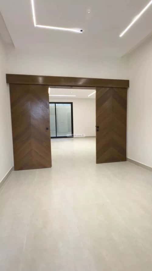 5 bedroom villa in Tuwaiq 2