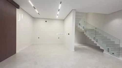 5 bedroom villa in Al Janadriyah 9