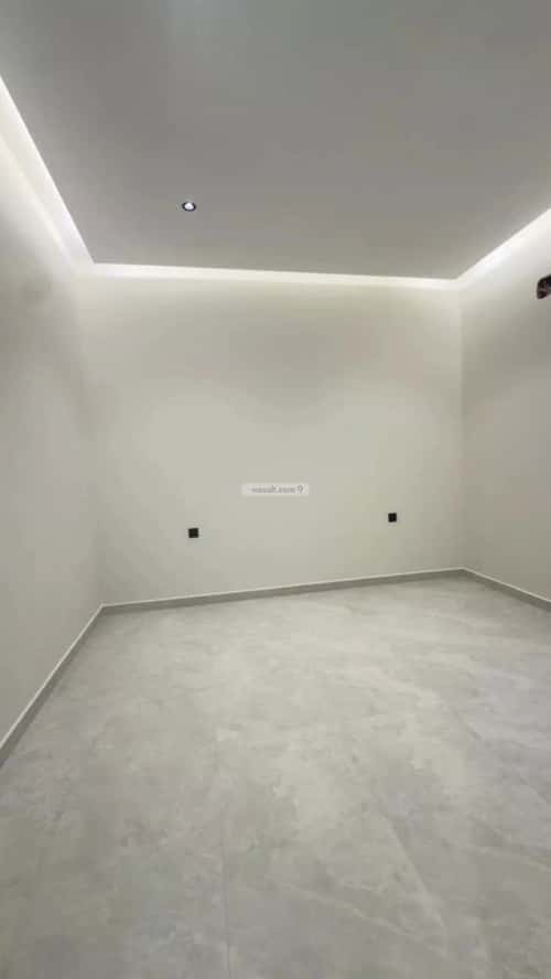 5 bedroom villa in Al Janadriyah 3