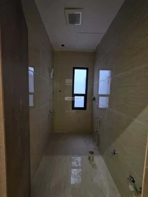 5 bedroom floor in Tuwaiq 2
