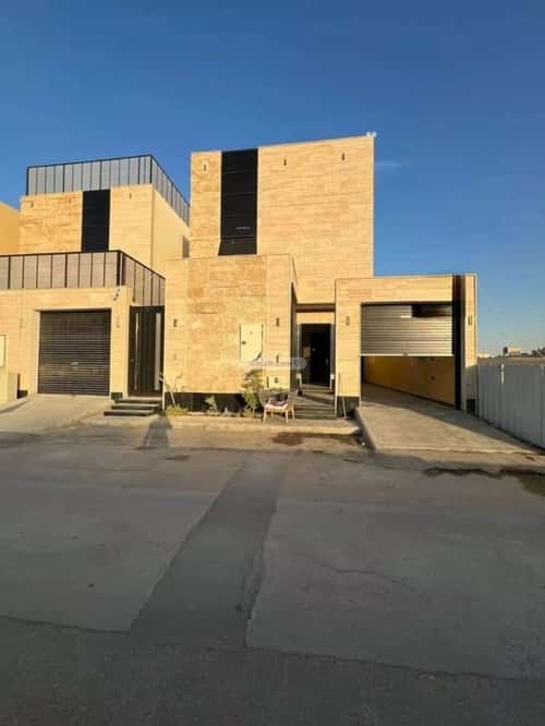 10 bedroom villa in Al Awali 10